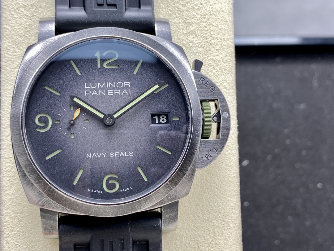 紳士美品 PANERAI ブランドコピー時計PAM1412 自動巻きムーブメント