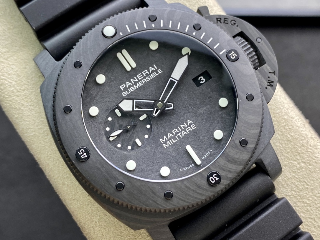 PAM979 パネライブランドN級品 カーボンファイバーダイヤル47mm [1]