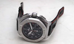 オーデマピゲ ロイヤルオーク オフショアクロノ シャキールオニール限定 26133ST.OO. A101CR.01 時計