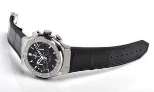 ウブロ フュージョン チタニウム ダイヤモンド 521.NX.1170.LR.1104 時計 コピー