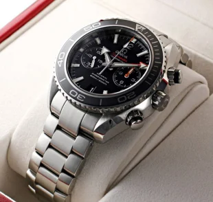 オメガ コピー シー プラネットオーシャン クロノ 232.30.46.51.01.001 時計 コピー