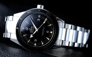 オメガシー 300 コーアクシャル233.30.41.21.01.001 コピー ウォッチ