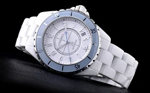 シャネルJ12 ソフトブルー H4341 2015年新作 時計 コピー