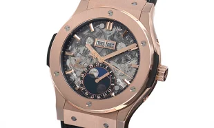 ウブロ クラシックフュージョン アエロフュージョン ムーンフェイズ キングゴールド 517.OX.0180.LR ウォッチ