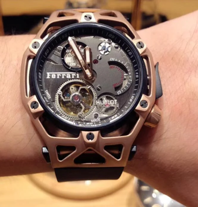 新作ウブロコピー時計 テクノフレーム フェラーリ トゥールビヨン クロノグラフ キングゴールド 408.OI.0123.RX