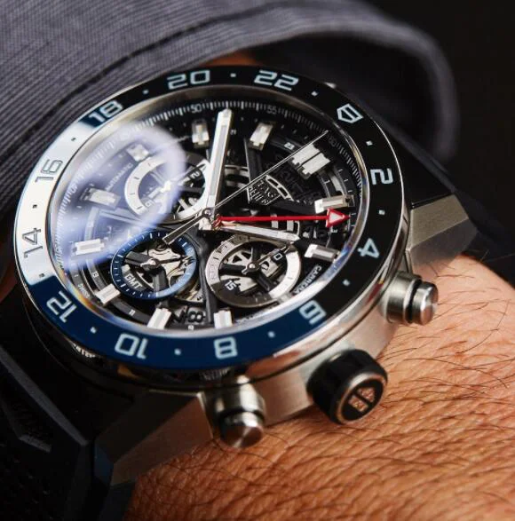 タグホイヤー「時計AAT」 カレラ キャリバー ホイヤー02 クロノグラフ GMT CBG2A1Z.BA0658