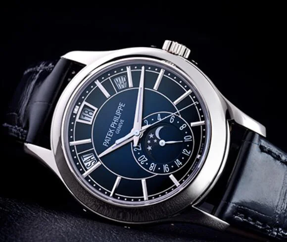 パテックフィリップスーパーコピー時計5205G 年次カレンダー実用性の高