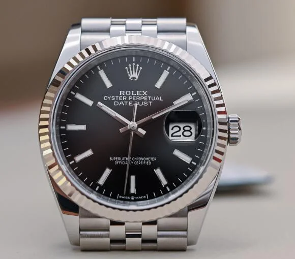 ロレックス高精度 パーペチュアル デイト オイスター ジャスト126234