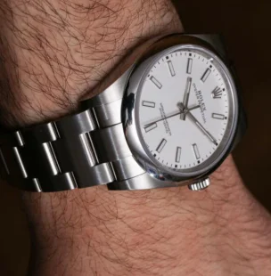 新作ロレックス114300オイスター パーペチュアルコピー時計