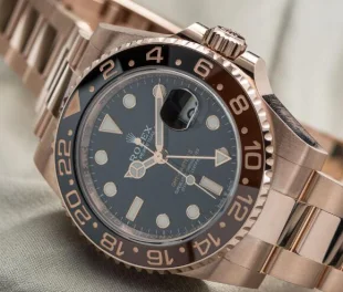 ロレックス通販GMTマスターII  126715CHNRブレス