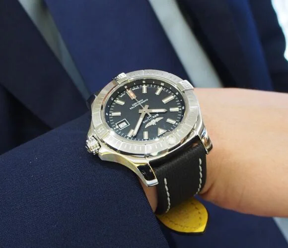 ブライトリングスーパーコピー新作 アベンジャー オートマチック A340B-1MAA  A340B-1MAD