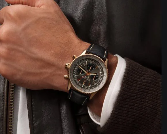 ブライトリング 2020年ナビタイマー B03 クロノグラフRB0311E61F1P1