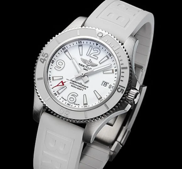 新作ブライトリングスーパーオーシャンA17366D21A1S1 ジャパンエディション