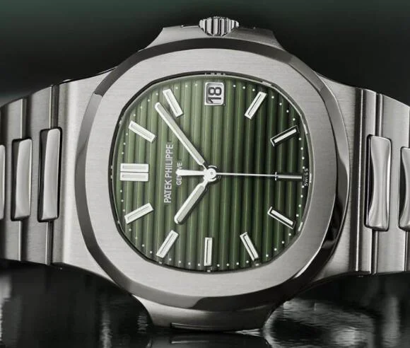 グリーン パテック フィリップ ノーチラスN級品 リファレンスナンバー 5711/1A-014