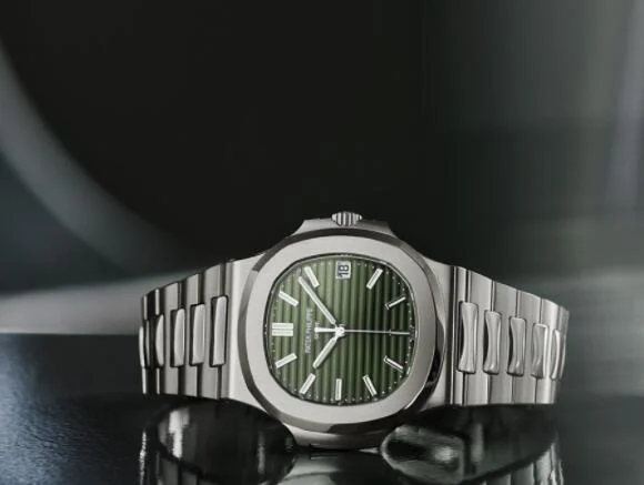 グリーン パテック フィリップ ノーチラスN級品 リファレンスナンバー 5711/1A-014