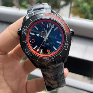 オメガ シーマスター プラネット オーシャン 600m GMT O897735