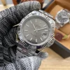 Rolexコピーメンズ機械式時計41mm R101309 (2)