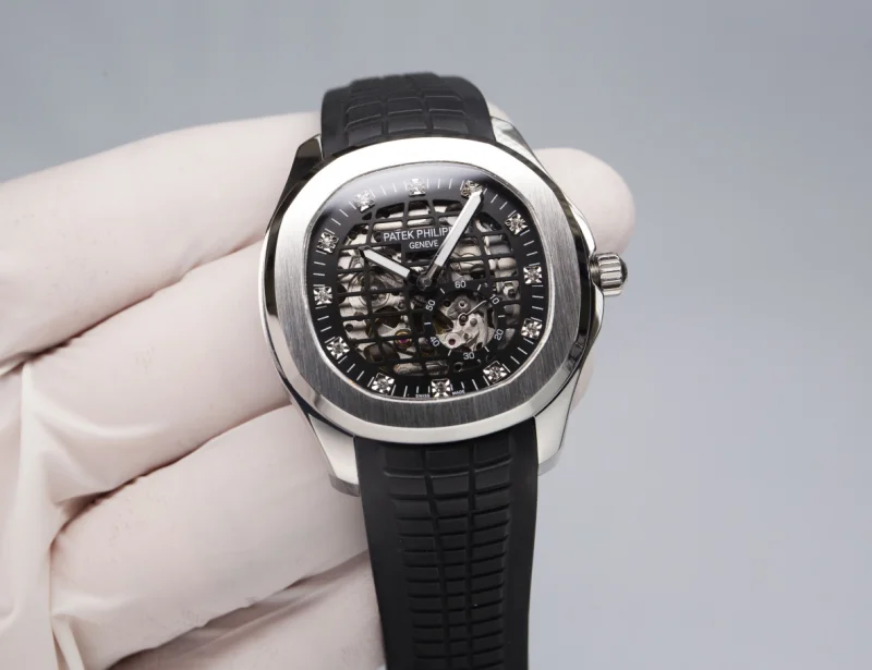 【高精度技術】パテックフィリップスーパーコピー時計 アクアノート 40mm P209B700