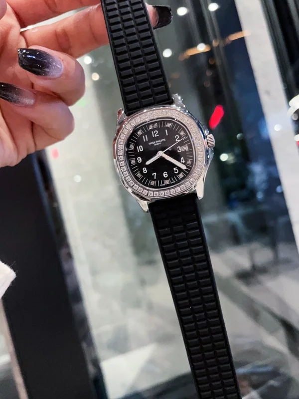 高級感パテック フィリップアクアノート N級品ミネラルガラスミラー2928P902[3]