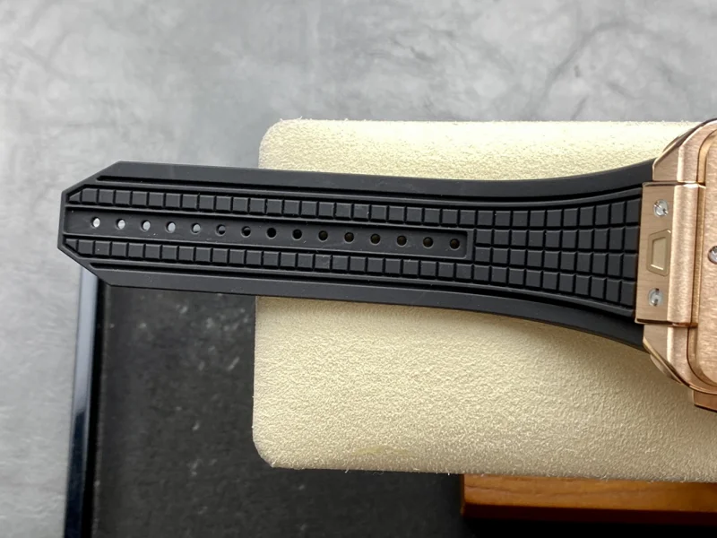 ウブロスクエア エクスプロージョン42mmメンズ腕時計質感高級HU820302[8]