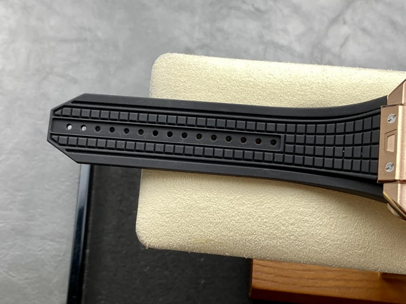 新作2024ウブロコピー アエロバンスクエア バン ウニコ HUB1280 【複雑な形状】[8]