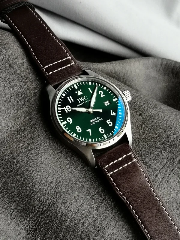 2024最高級 IWC パイロットN品 IW328205グリーン ステンレススチール[3]