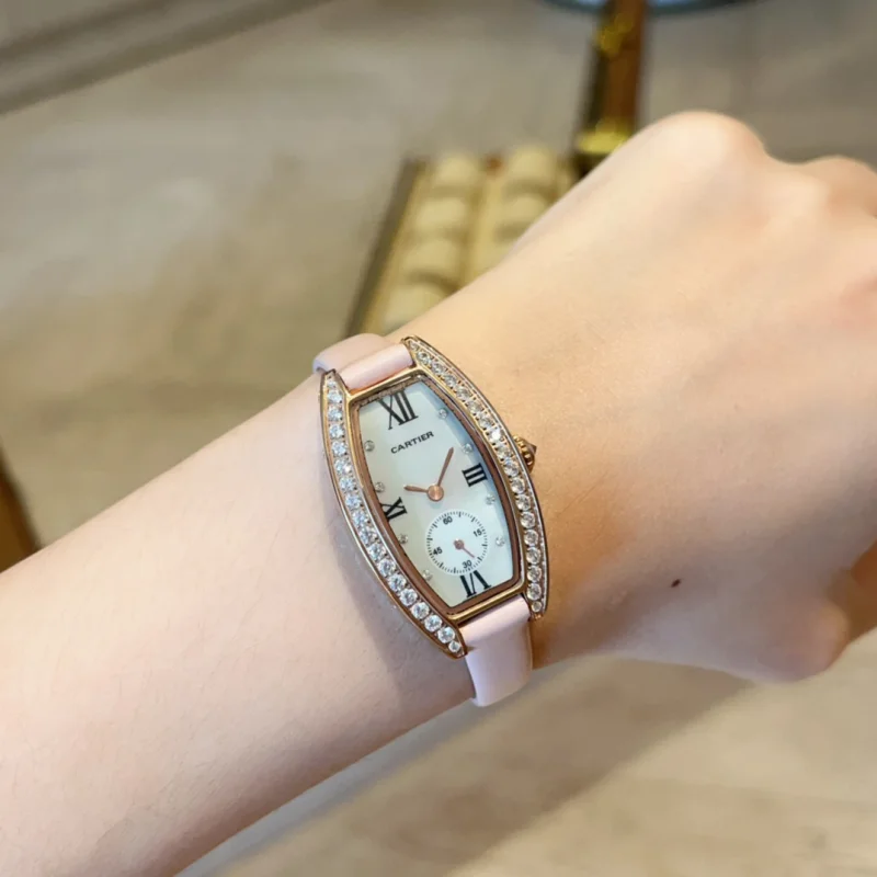 スタイルを完璧 カルティエコピー高級時計柔らかくてエレガント C258920[4]