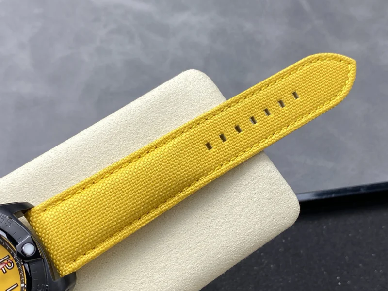 ブライトリングスーパーコピー黄色エアロマリーン 紳士時計特別モデルA772700[7]