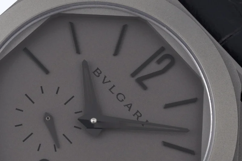 BVLGARIコピー時計 オクト ガングレー「八角形ケース」26399B37[2]