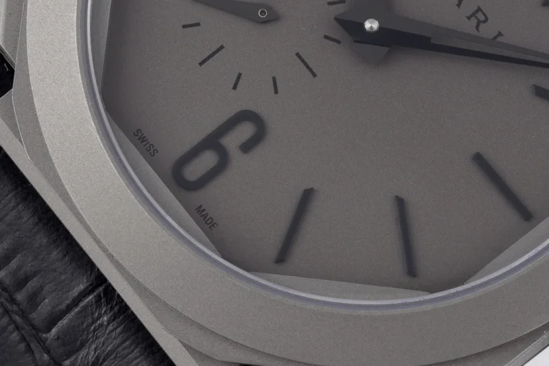 BVLGARIコピー時計 オクト ガングレー「八角形ケース」26399B37[3]