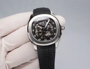 【高精度技術】パテックフィリップスーパーコピー時計 アクアノート 40mm P209B700