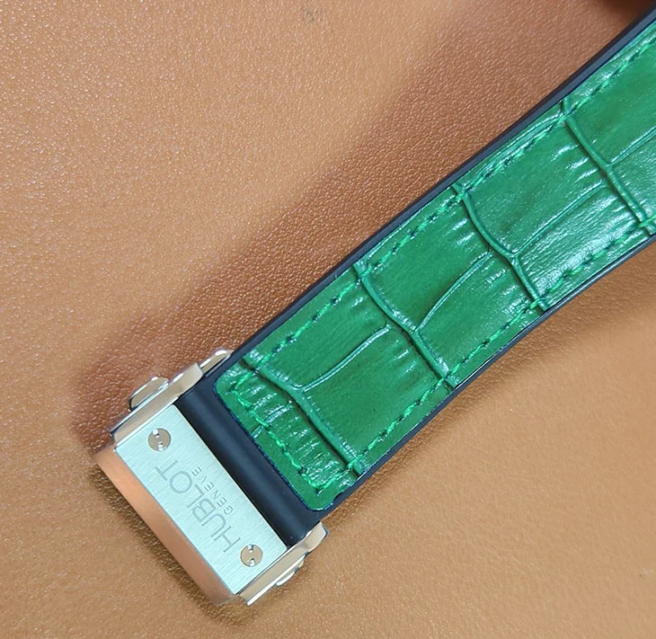 ウブロ格安 521.NX.8970.LR クラシック フュージョン チタニウム グリーン 45mm 動作良好 [4]