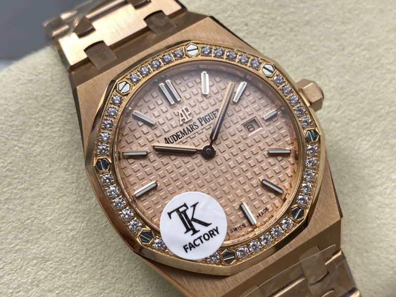 オーデマピゲレプリカ ロイヤルオーク 33mm レディース67651 クォーツムーブメント[1]