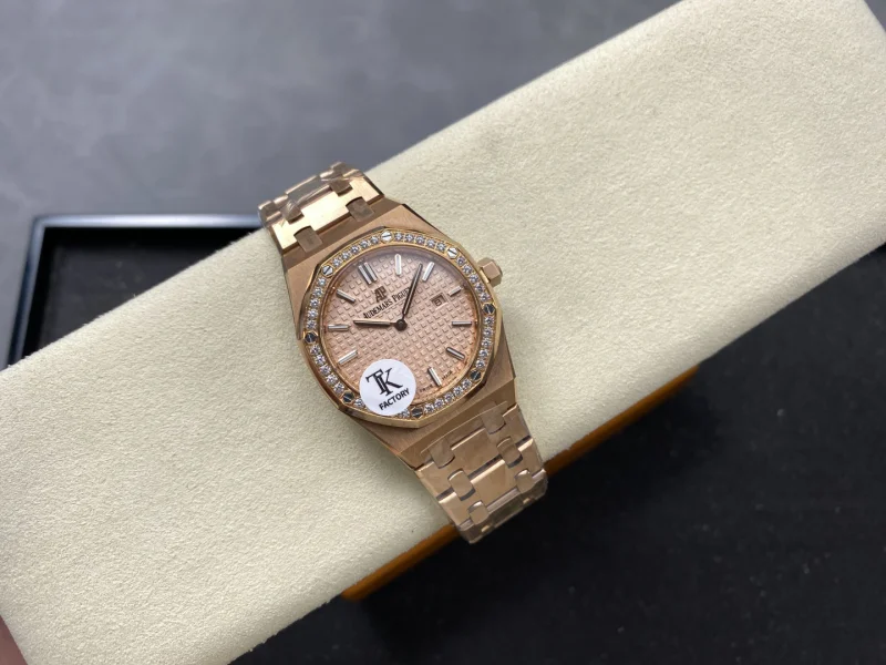 オーデマピゲレプリカ ロイヤルオーク 33mm レディース67651 クォーツムーブメント[3]