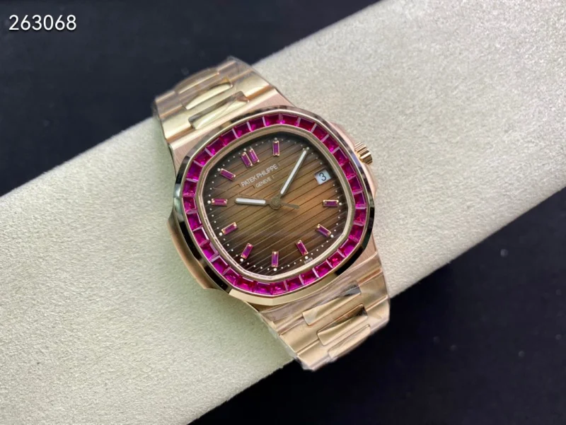 レッドダイヤモンド パテック・フィリップ ノーチラス 5723/112R-001【3K工場出品】