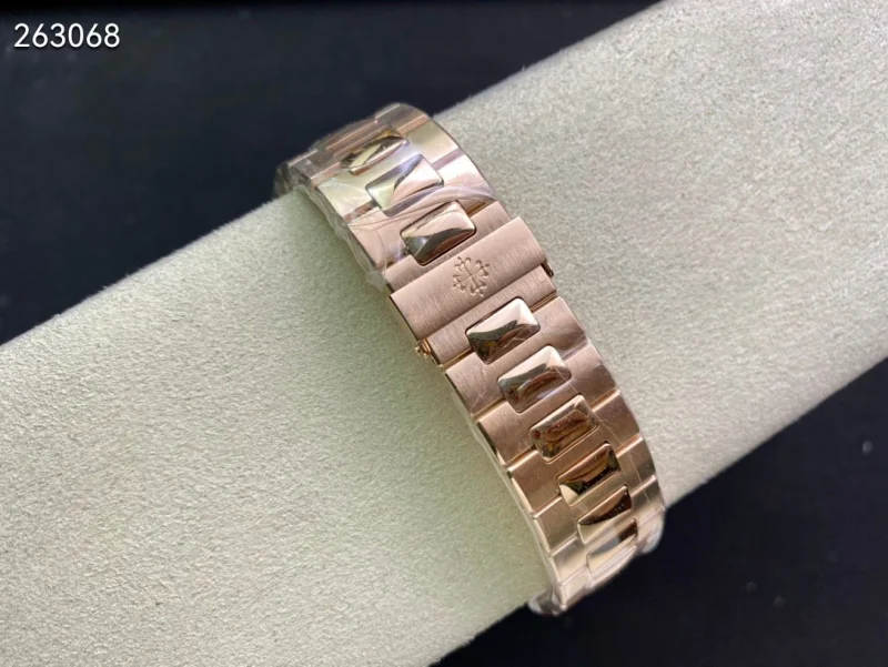 レッドダイヤモンド パテック・フィリップ ノーチラス 5723/112R-001【3K工場出品】[6]