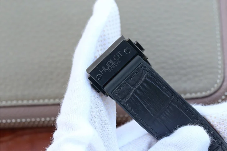 TFファクトリー ウブロスーパーコピー トレンディ メンズ シャイニーT ダイヤモンド メカニカル505.G7973[8]