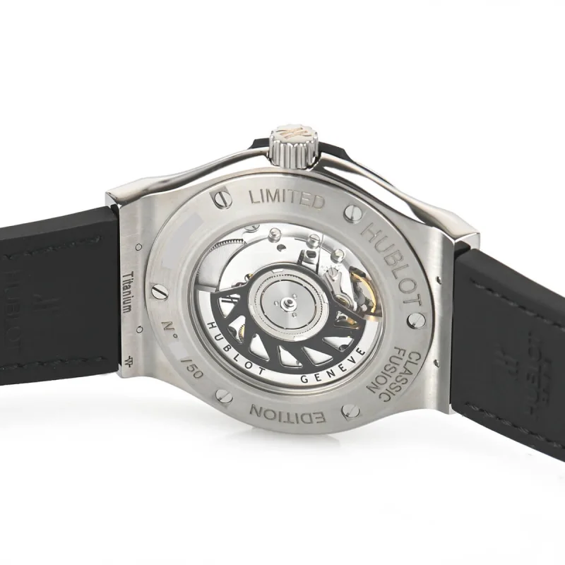 HUBLOT クラシック・フュージョンコピー チタニウムスカル 限定50本 542.NX.9000.LR.1704.SKULL[3]