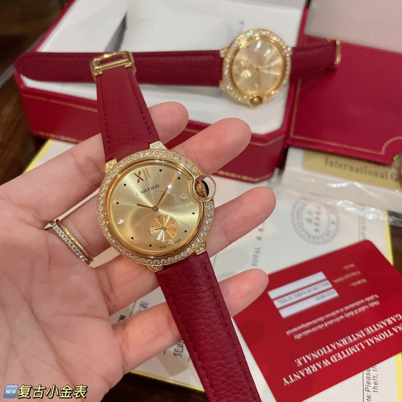 素敵な カルティエバロンブルー レディース ダイヤモンド36mm C67922[2]