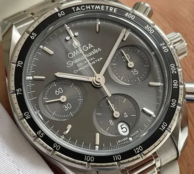 最人気オメガ スーパーコピー時計通販スピードマスター 38MM 324.30.38.50.06.001[3]