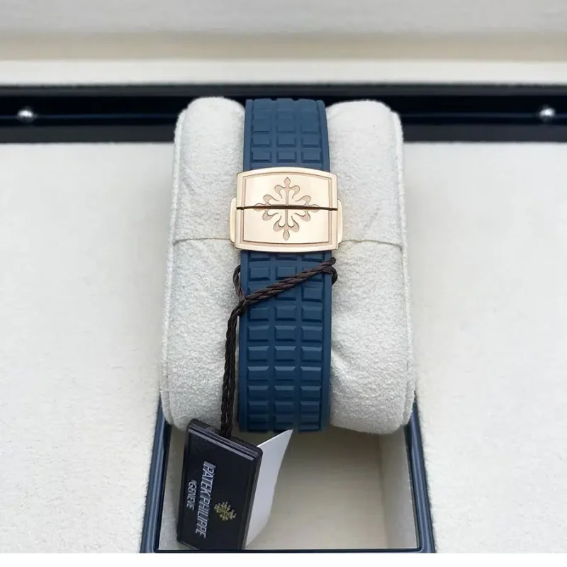 パテック フィリップ アクアノートコピー5261R-001 ギフトに人気[4]