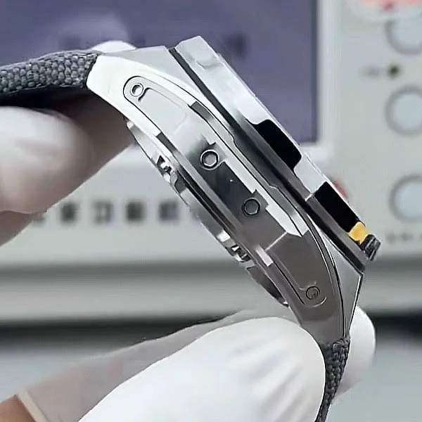 オーデマ ピゲ Ref. 26656TI.GG.D019VE.01ロイヤル オーク トゥールビヨン “コンパニオン” 高級腕時計[5]