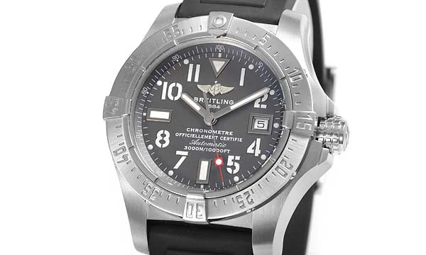 (BREITLING)激安ブランドコピー ブライトリング時計 アベンジャー シーウルフ A177F38RPR