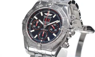 (BREITLING) ブライトリング バード 通販 レッドストライク A439BRSPAS スーパーコピー 時計