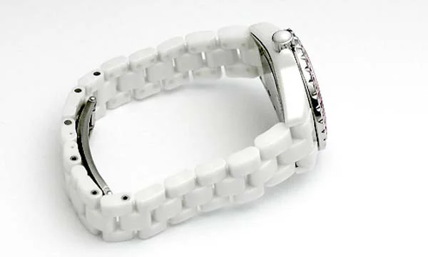 偽物CHANELシャネル時計 スーパーコピーJ12 ホワイトセラミック33 H2010_