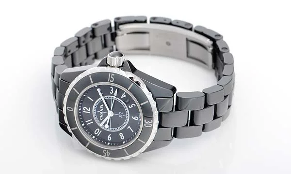 偽物CHANELシャネル時計 スーパーコピー セラミック J12 33 H0682