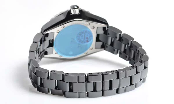 偽物CHANELシャネル時計 スーパーコピー セラミック J12 33 H0682