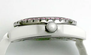 シャネル J12 セラミック33 H2010 時計 コピー