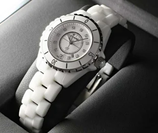 シャネル J12 レディース H1628 スーパーコピー 時計