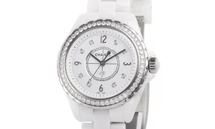 シャネル J12 33 セラミック 宝石 ダイヤモンド タイプ レディース H3110 時計 コピー